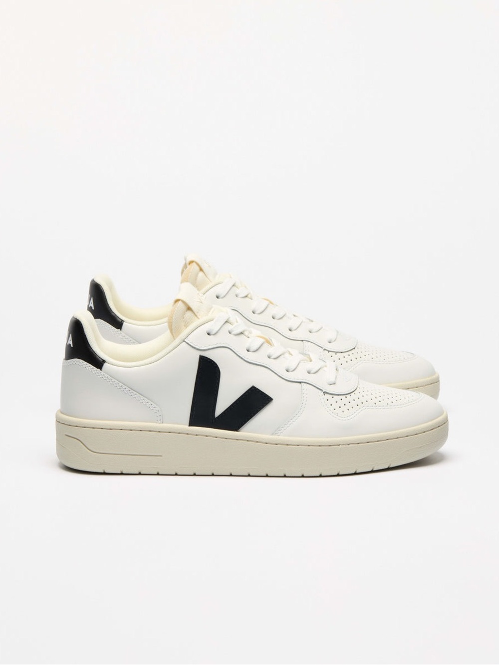 VEJA V-10 Leather Sneakers White Black EU 41 US 8 Perforated Low Top Brazil